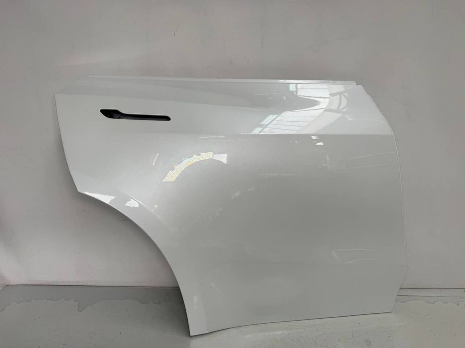 Двері задні до Tesla Model Y 2020-2024