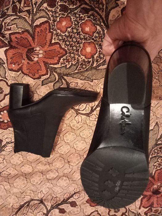 Женские демисезонные сапожки из натуральной кожи, фирмы Cole Haan,США,