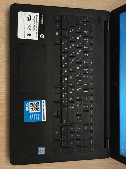Ноутбук HP 15-bs115dx touchscreen/ i5-8250U /8GB DDR4 / 128GB SSD