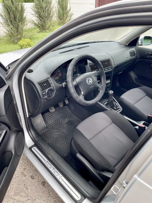 Продам Golf 4 1.6