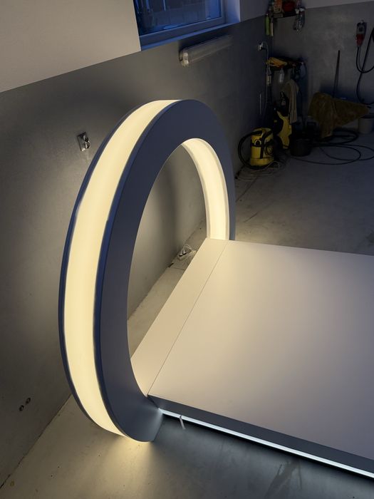 Łóżko led 150x200