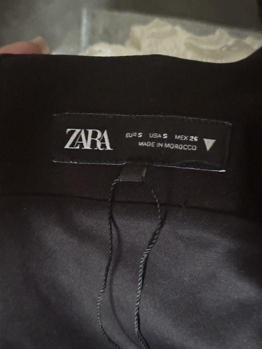 Боді чорний Zara