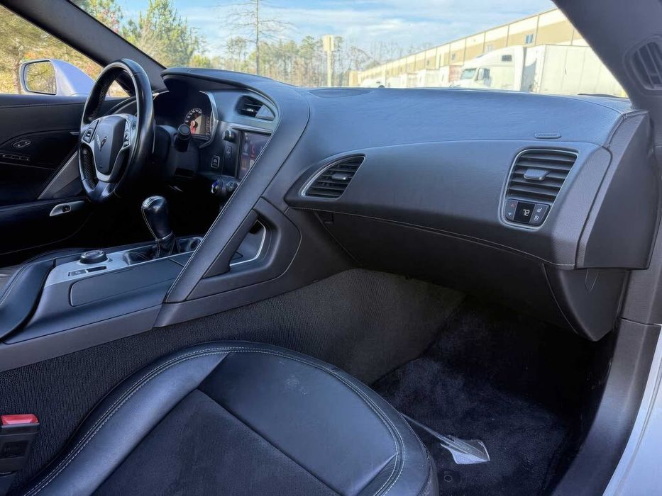 Chevrolet Corvette Stingray Z51      2014