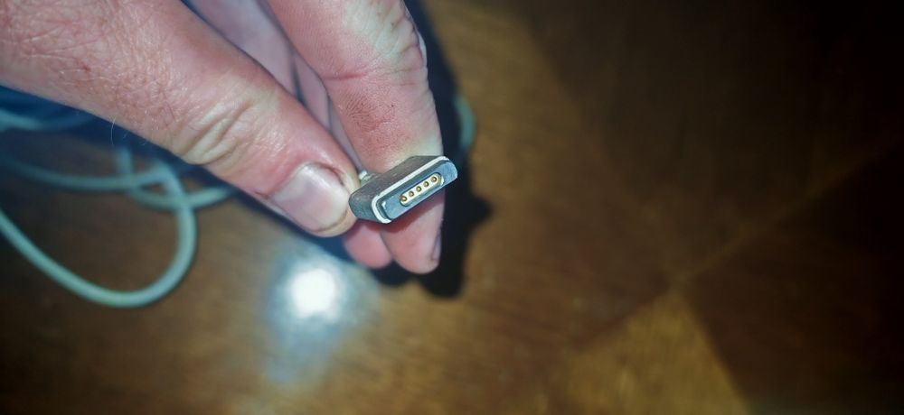 Зарядка Apple 60w