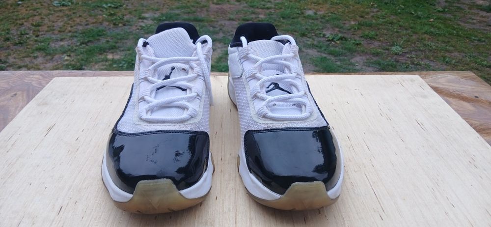 Продам кроссовки Nike Air Jordan