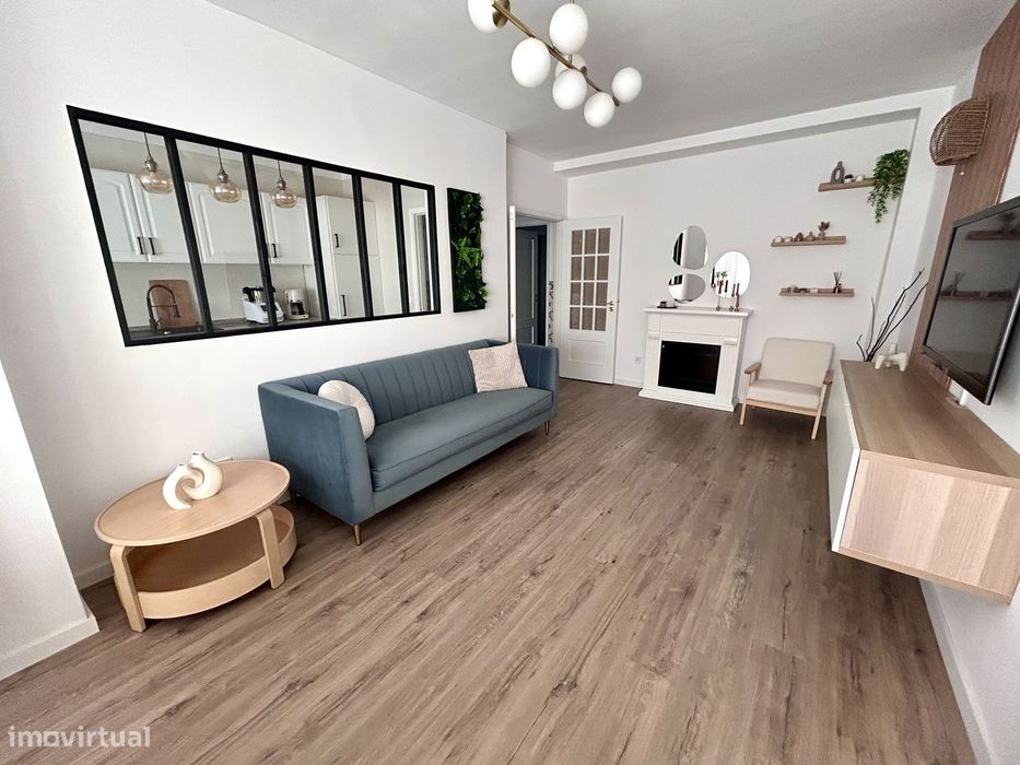 Apartamento T2 totalmente mobilado Paredes centro/estação