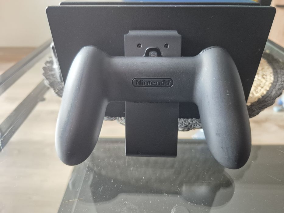 Uchwyt do JOY-CON charging grip // Nintendo Switch POLECAM