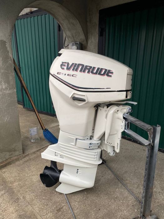 Evinrude e-tec 40,60