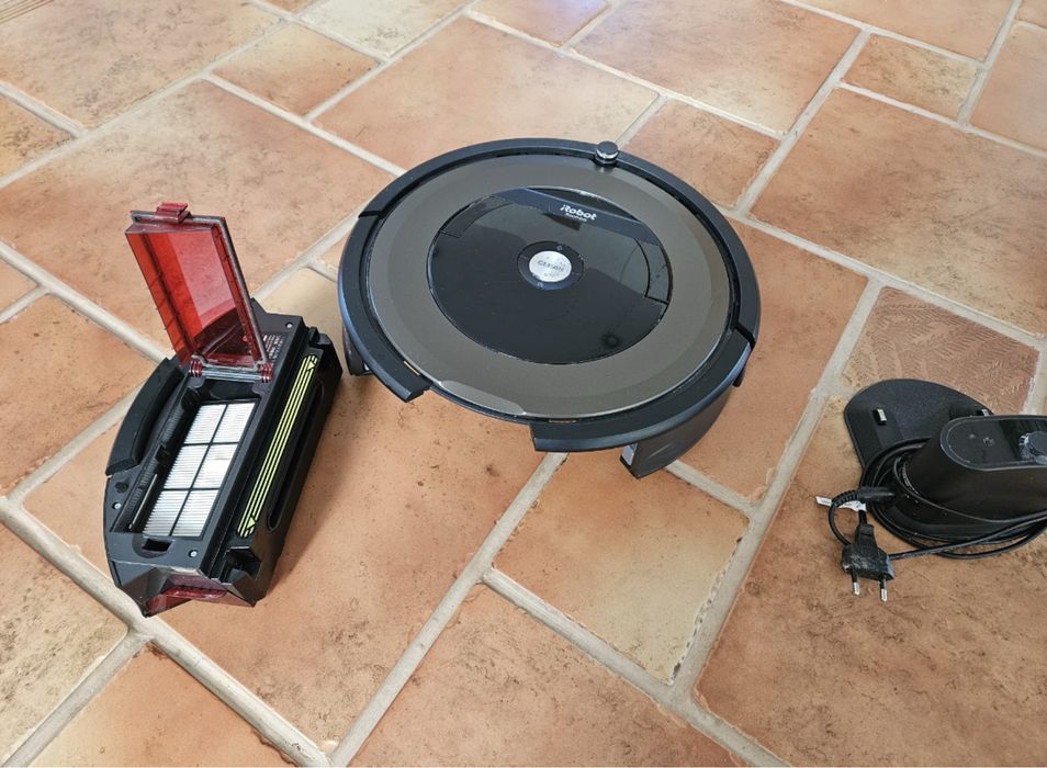 Aspirador IRobot 896