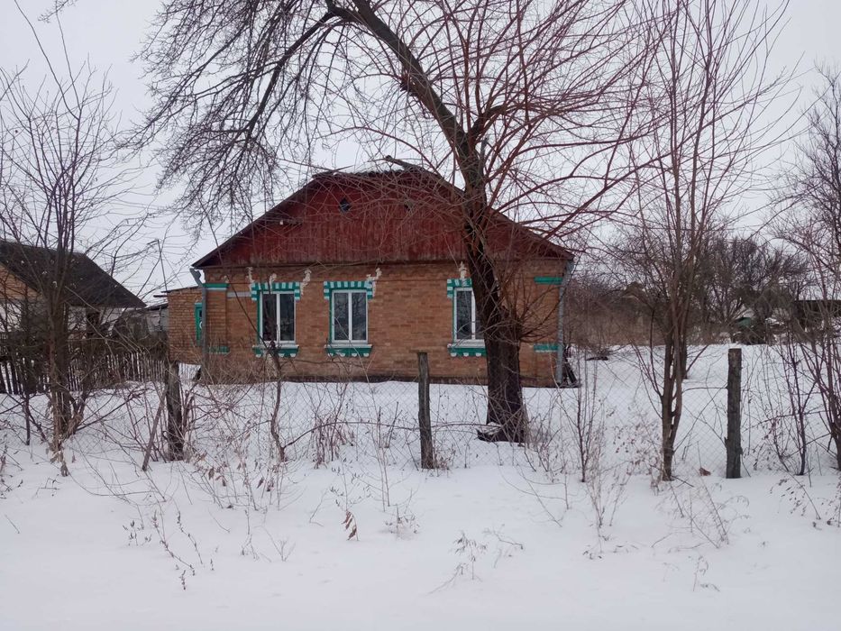 Продам дом в селі Терехове в Бердичівському районіі