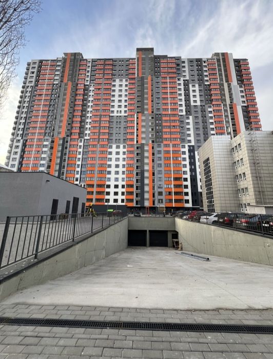 Продам 1-ком. квартиру 37м² ЖК Дніпровська Марія. Ул. Сосюри 6 !!!