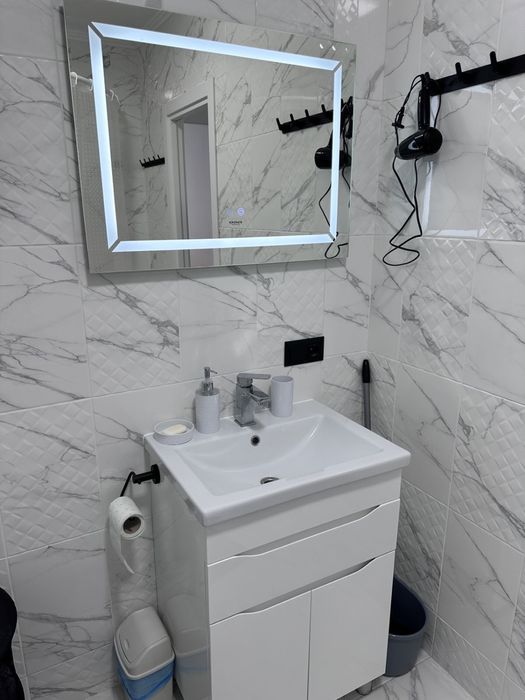 Подобово.  Височана 18. Центр. Парковка