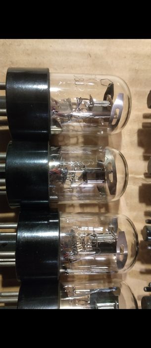 Радиолампа,двойной диод 6х6с   50-80е  и до.