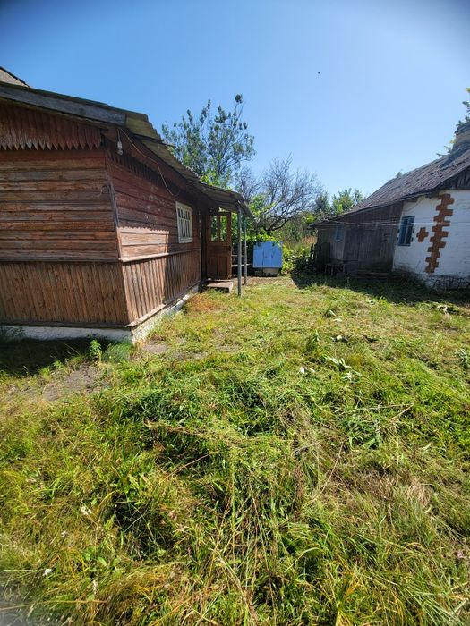 Продам будинок в мальовничому селі