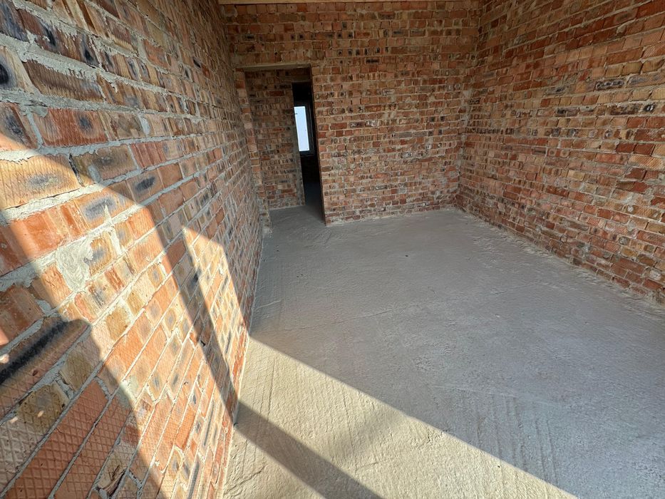 Котедж на стадії будівництва