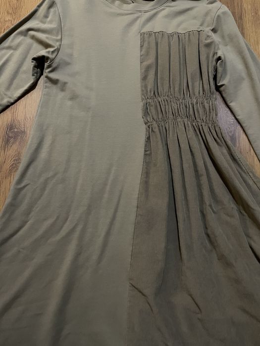 Плаття стильне комбіноване.