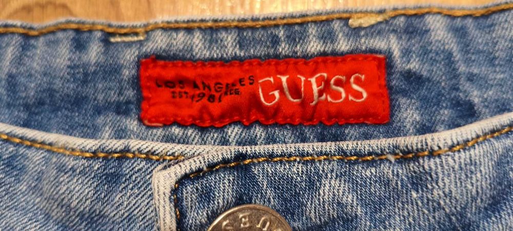 Spodenki jeans Guess