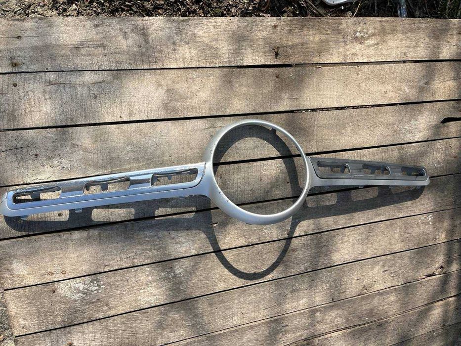 Решітка бампера Mercedes GLA