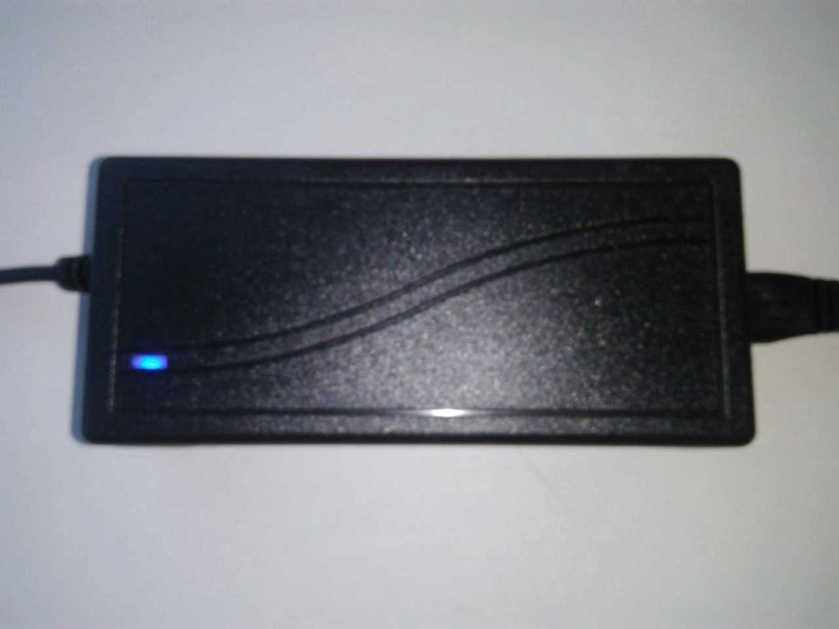 Импульсный Блок Питания/Адаптер лежачего типа 24В 4А 96Вт/24V 4А 96W