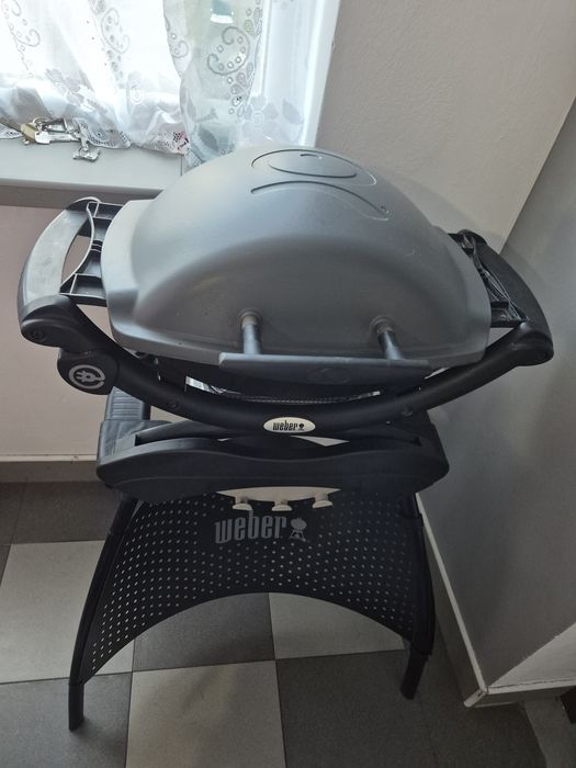 Grill elektryczny Weber Q1400