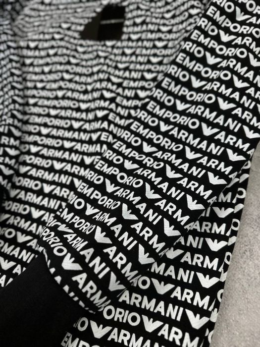 Світшоти від Dior та Armani