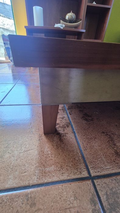 Mesa de centro em madeira