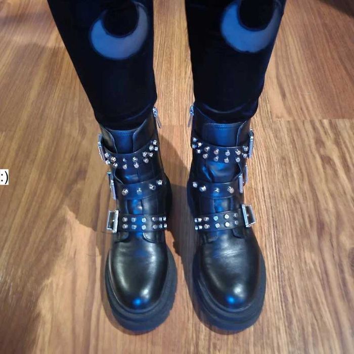 Botas Pretas Góticas Stradivarius