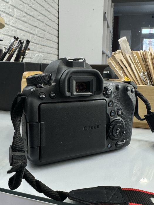 Canon 6d mark II body в ідеальному стані