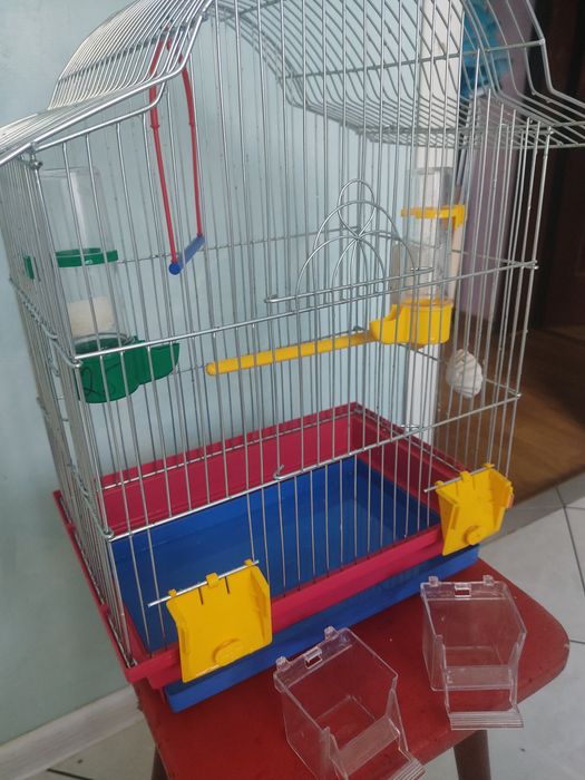 Клітка для папужки
