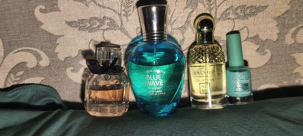 Perfumy Damskie i Lakier do paznokci