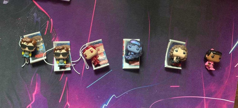 ОБМЕН Фигурки Очень Странные Дела. Kinder Stranger Things. Дивні Дива