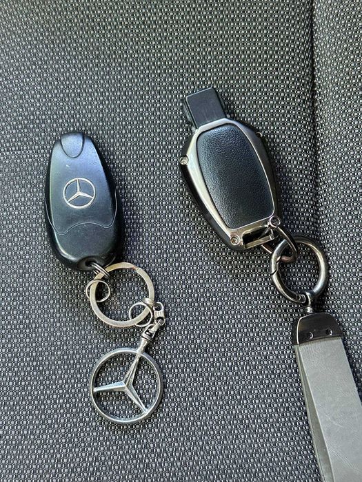 Mercedes-Benz E-Class 212