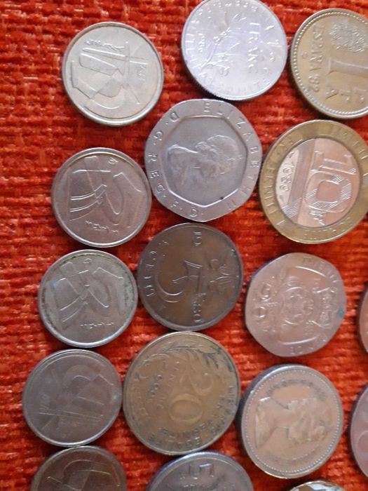 coleccao de moedas  variadas