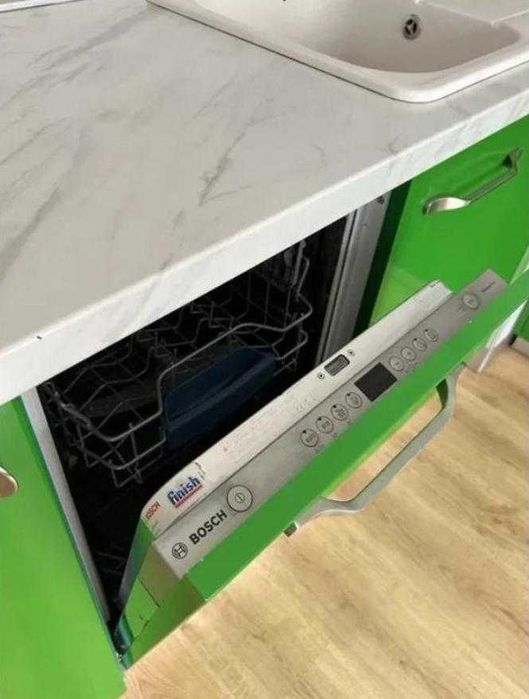 Двокімнатна підходить Є ОСЕЛЯ та інші програми Новий будинок.