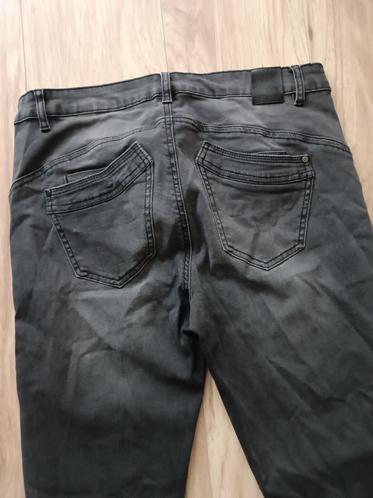 Ciemnoszare spodnie jeansowe rurki z lampasami z cekinów 42 XL