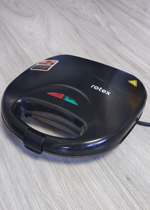Вафельниця/бутербродниця ROTEX RSM122-B