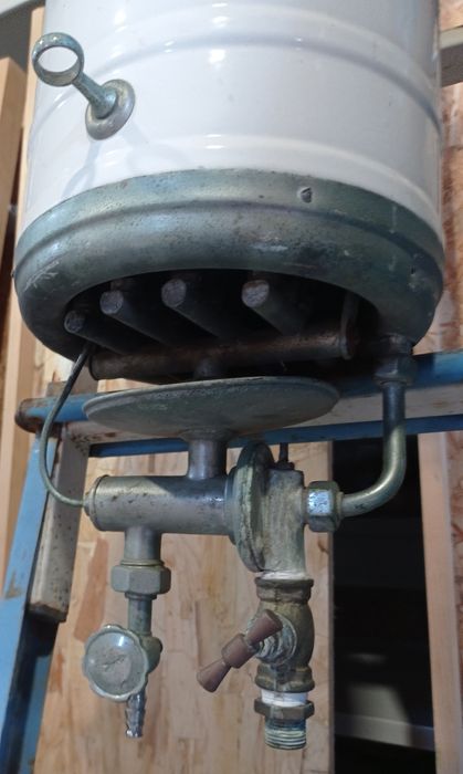 Dois esquentadores REX