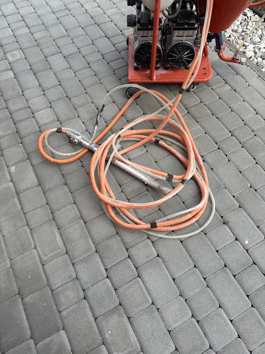 Штукатурна станція з двома моторами