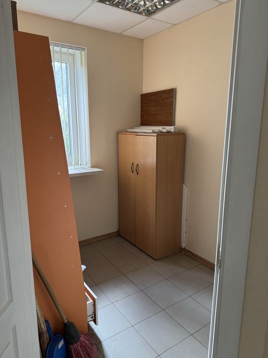 Орерда приміщення 72,3 м.кв, червона лінія, фасад