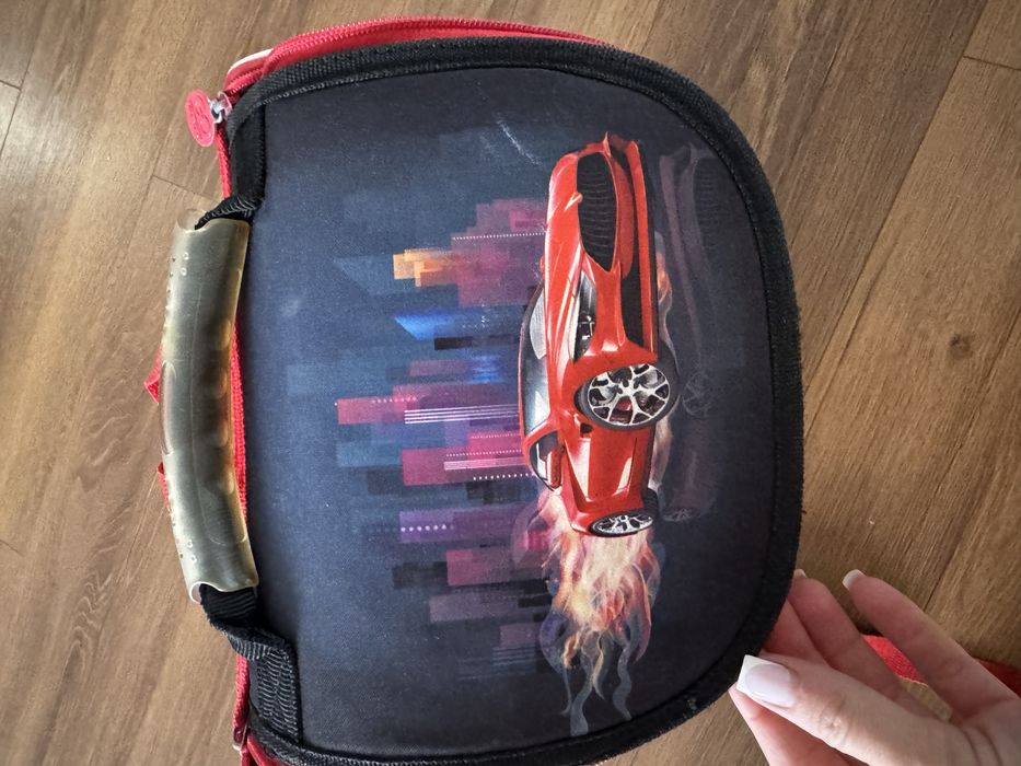Подарую рюкзак шкільний для хлопчика