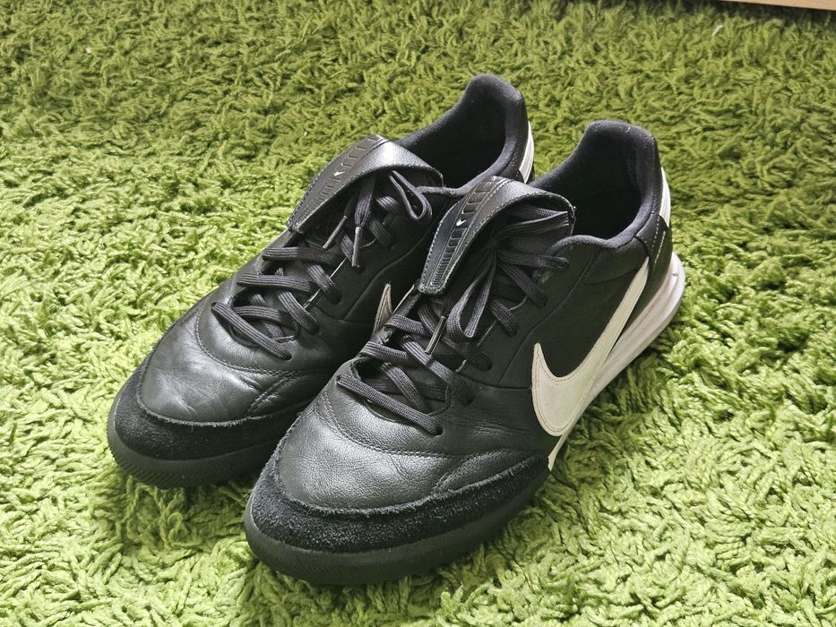 Turfy buty do piłki nożnej Nike jak nowe rozm 43