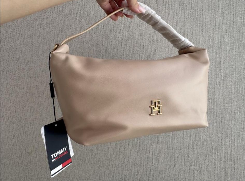 Сумка tommy hilfiger