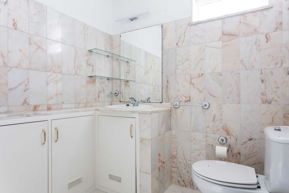 Quartos para alugar em moradia