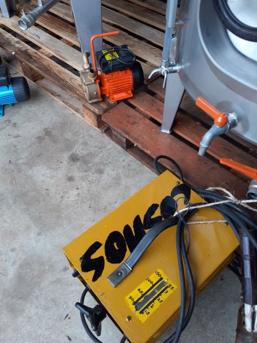 Cubas inox para vinho de 550L ,1000L e outros acessorios