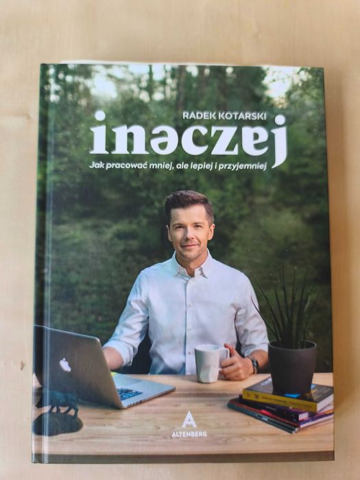 Inaczej – Radek Kotarski | twarda oprawa | jak nowa