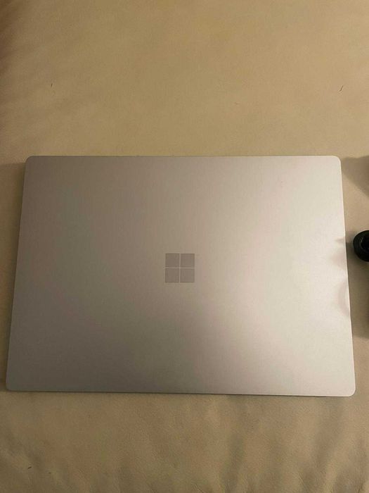MICROSOFT Surface Laptop 5 (15'' - Intel Core i7-1255U - RAM: 16 GB - 512 GB SSD