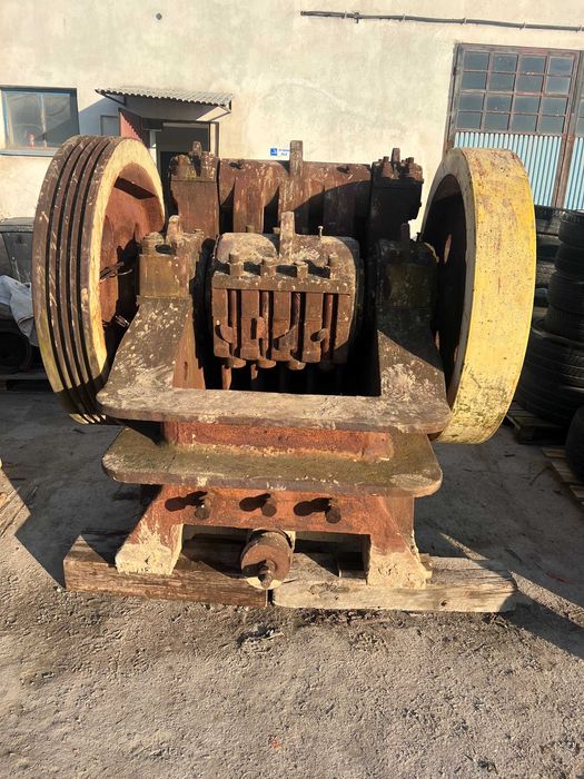 Kruszarka szczękowa 40-15R