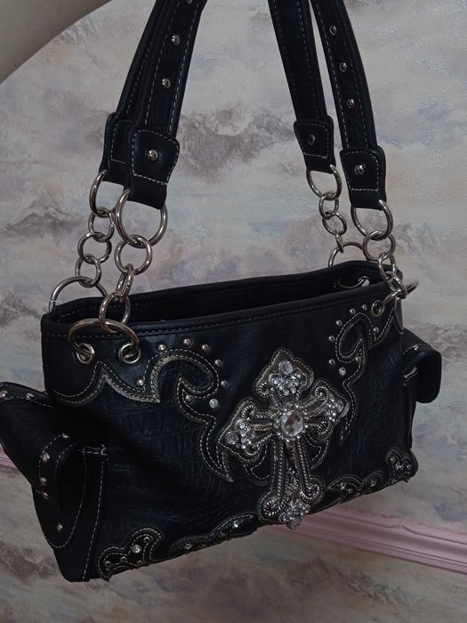 винтажная сумка y2k 2000х двухтысячные кресты готика натуральная кожа