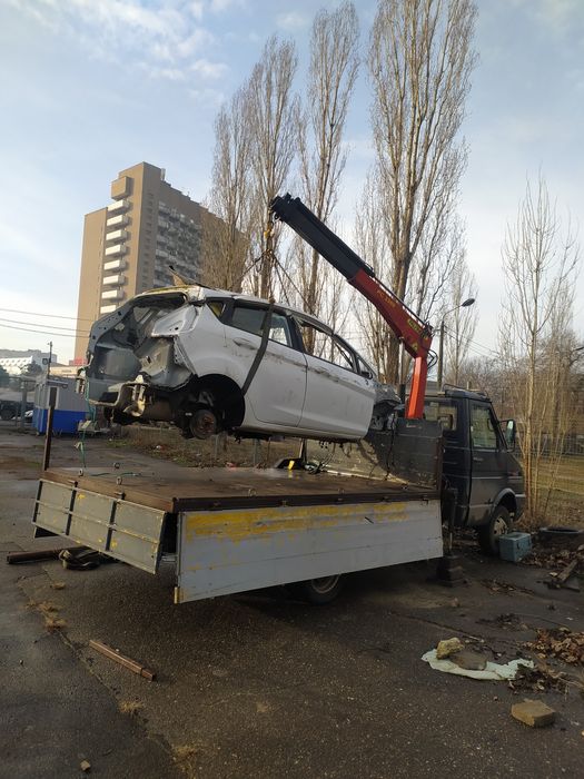 Продам машину Ивеко дейли Е2 манипулятор iveco daily манiпулятор