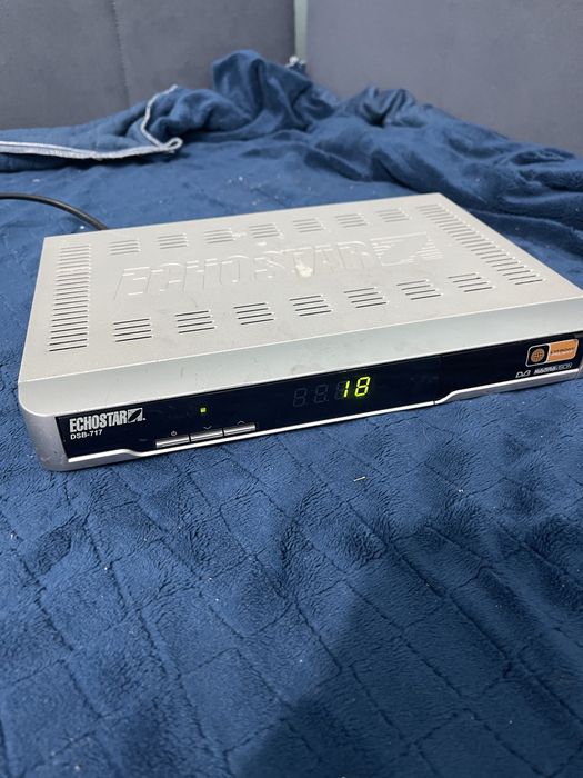 Tuner satelitarny EchoStar DSB-717 DVB
